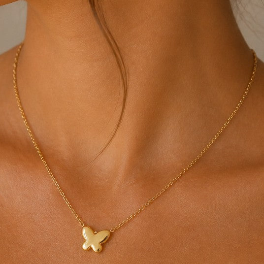 Butterfly mother of pearl necklace