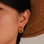 Load image into Gallery viewer, 14k Teardrop Outline Earrings
