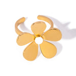 Load image into Gallery viewer, 18k Dainty Daisy Floral Ring