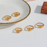 Load image into Gallery viewer, 18k Dainty Floral Signet Rings