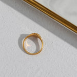 Load image into Gallery viewer, 18k Dainty Floral Signet Rings