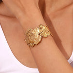 Load image into Gallery viewer, 18k Floral Cuff Bangle Bracelets