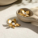 Load image into Gallery viewer, 18k Glamorous Gold Floral Stud Earrings & Ring