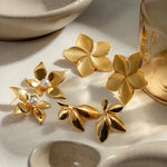 Load image into Gallery viewer, 18k Glamorous Gold Floral Stud Earrings & Ring
