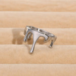Load image into Gallery viewer, 18k Minimal Melting Ring