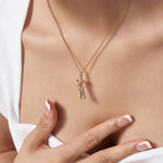 Load image into Gallery viewer, Bonding Hug Necklace