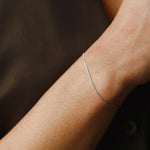 Load image into Gallery viewer, 18k S925 Minimal Thin Curb Bracelet