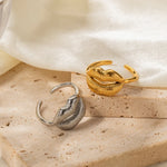 Load image into Gallery viewer, Bold Kiss Romantic Ring