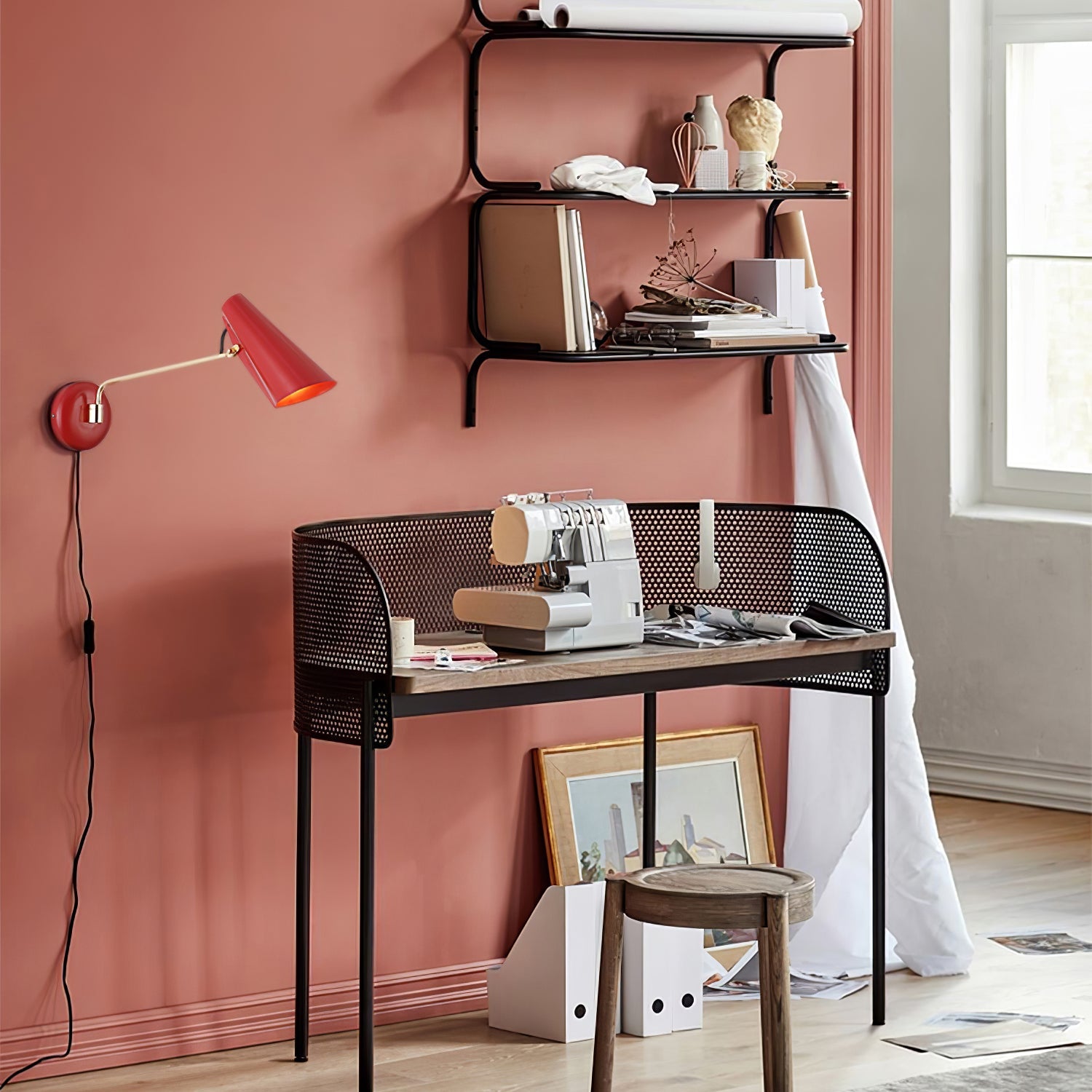 Steel Bird Form Nordic Inspired Wall Lamp