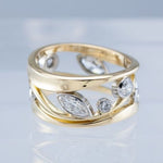 Load image into Gallery viewer, Luxurious Zirconia Vintage Ring in Gold