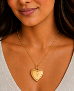 Load image into Gallery viewer, 14k Dainty Heart Pendant Letter Initial Necklace