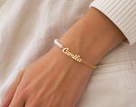 Load image into Gallery viewer, Personalized Name Pearl Figaro Chain Bracelet