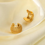 Load image into Gallery viewer, 18k Mesh C Hoop Earrings