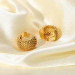 Load image into Gallery viewer, 18k Mesh C Hoop Earrings