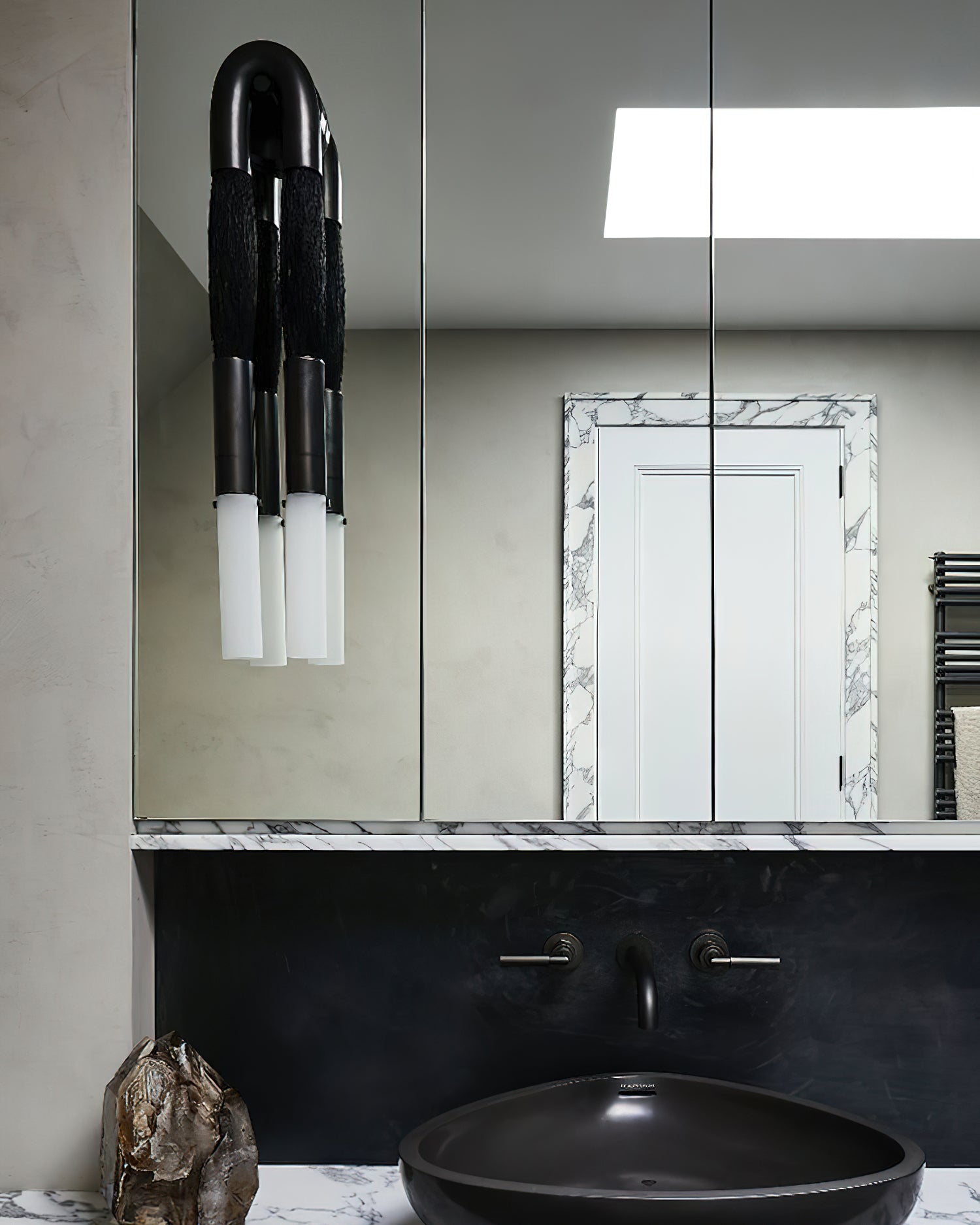 Horsehair Textured Crystal Glass Wall Lamp