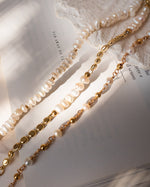 Load image into Gallery viewer, Siena Disc Chain Pearl Bracelet