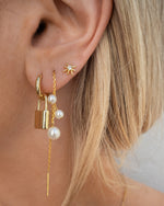 Load image into Gallery viewer, Risa Starburst Crystal Stud Earrings
