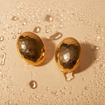Load image into Gallery viewer, 18k Hammered Oval Earring