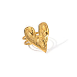 Load image into Gallery viewer, 18k Hammered Textured Heart Ring