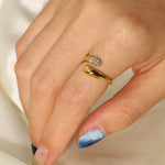 Load image into Gallery viewer, 18k Dainty Diamond Tip Wrap Around Ring