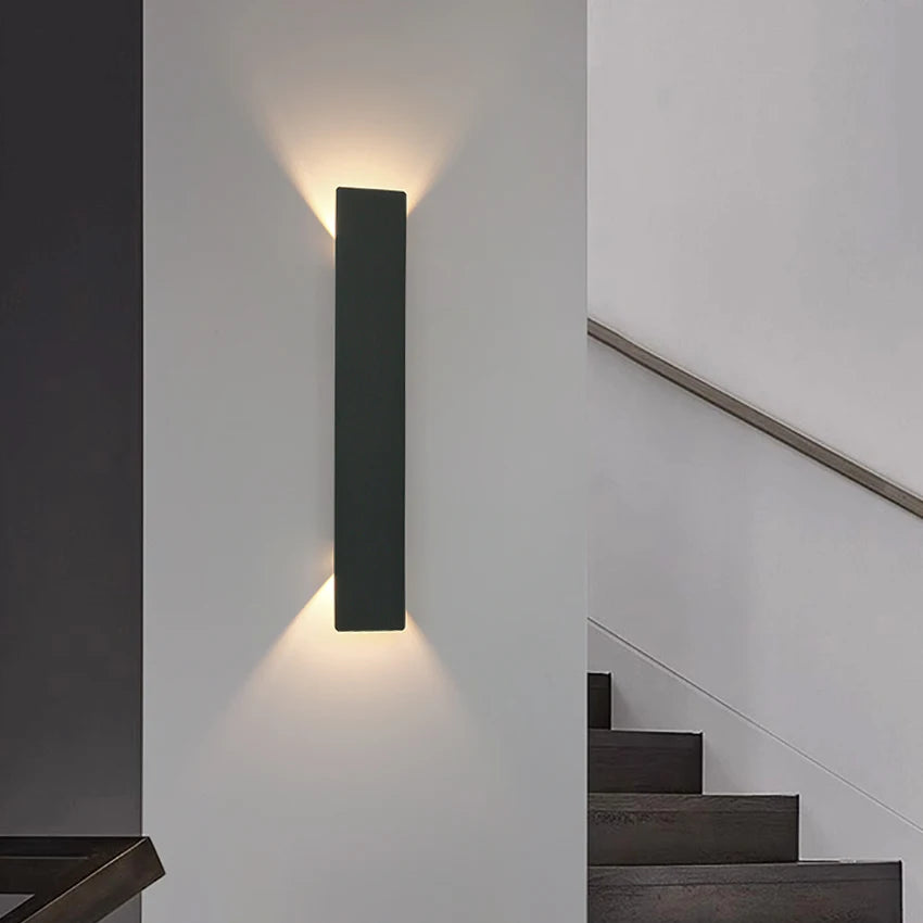 Sleek Dual-Beam Wall Lamp