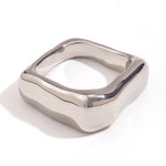 Load image into Gallery viewer, 18k Textured Square Ring