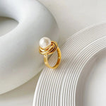 Load image into Gallery viewer, 18k Classy Statement Dual Disc Pearl Ring