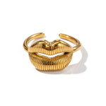 Load image into Gallery viewer, Bold Kiss Romantic Ring