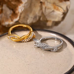Load image into Gallery viewer, Intertwined Diamond Accent Ring
