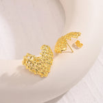 Load image into Gallery viewer, 14k Woven Heart Earrings