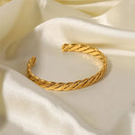 Load image into Gallery viewer, 18k Chunky Gold Woven Bangle Bracelet