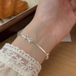 Load image into Gallery viewer, Feminine Bow Herringbone Necklace and Bracelet