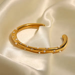 Load image into Gallery viewer, Diamond & Pearl Embedded Bangle Bracelet