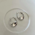 Load image into Gallery viewer, Minimal Flattened Irregular Hoop Earrings