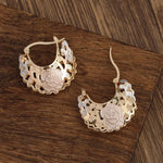 Load image into Gallery viewer, Intricate Open Floral Earrings