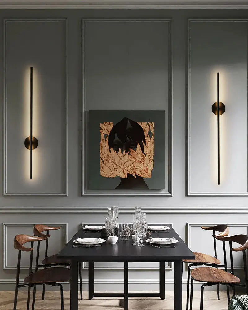 Modern Black 360° Rotatable LED Wall Lamp with Touch Switch