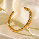 Load image into Gallery viewer, Diamond & Pearl Embedded Bangle Bracelet