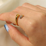 Load image into Gallery viewer, 18k Dainty Diamond Tip Wrap Around Ring