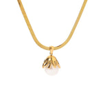 Load image into Gallery viewer, 18k Blooming Pearl Necklace and Earrings