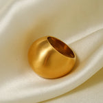 Load image into Gallery viewer, 18k Bold Round Brushed Ring