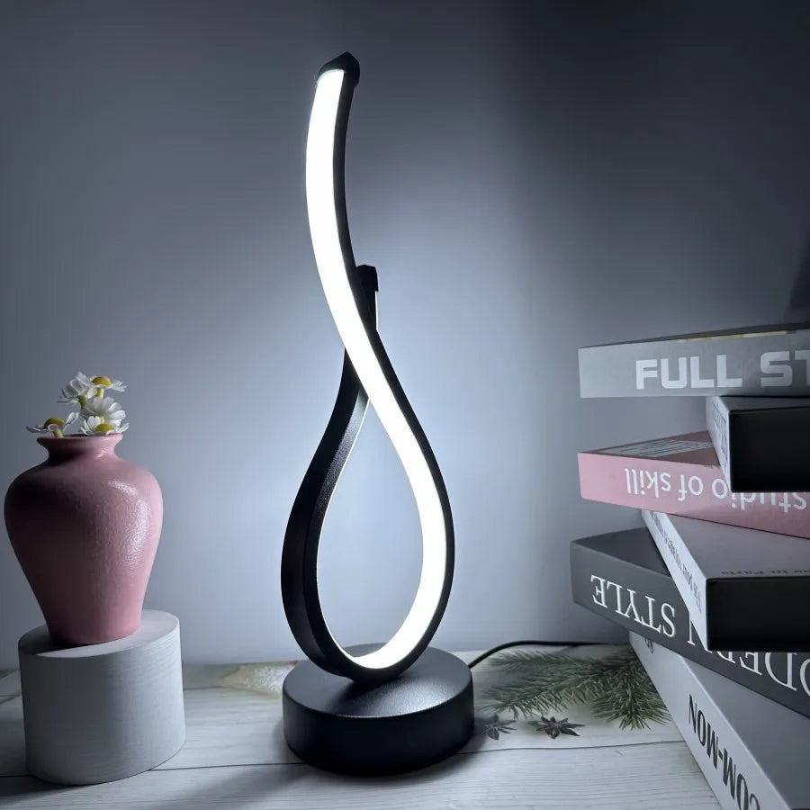 LED Table Lamp with Dimmable Functionality and Aluminum Body In Black