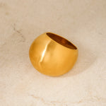 Load image into Gallery viewer, 18k Bold Round Brushed Ring