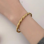 Load image into Gallery viewer, Classy Twist Cuff Bracelet