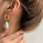 Load image into Gallery viewer, Dainty Pearl Huggie Earrings