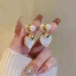 Load image into Gallery viewer, Dainty Pearl Stud Heart Shell Earrings