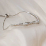 Load image into Gallery viewer, Elegant Diamond Bow Bracelet