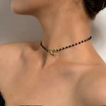 Load image into Gallery viewer, Floral Choker Flower Clasp Necklace