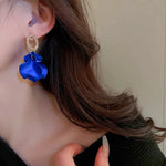 Load image into Gallery viewer, Floral Rose Petal Earrings