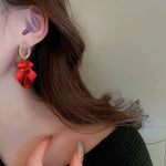 Load image into Gallery viewer, Floral Rose Petal Earrings