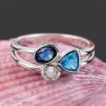 Load image into Gallery viewer, Dainty Blue Crystal Vintage Ring